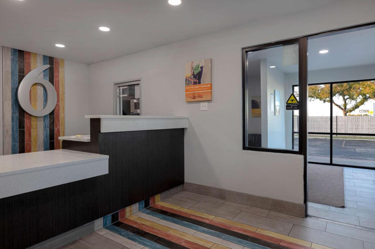 Motel 6-San Antonio, Tx - West Seaworld מראה חיצוני תמונה