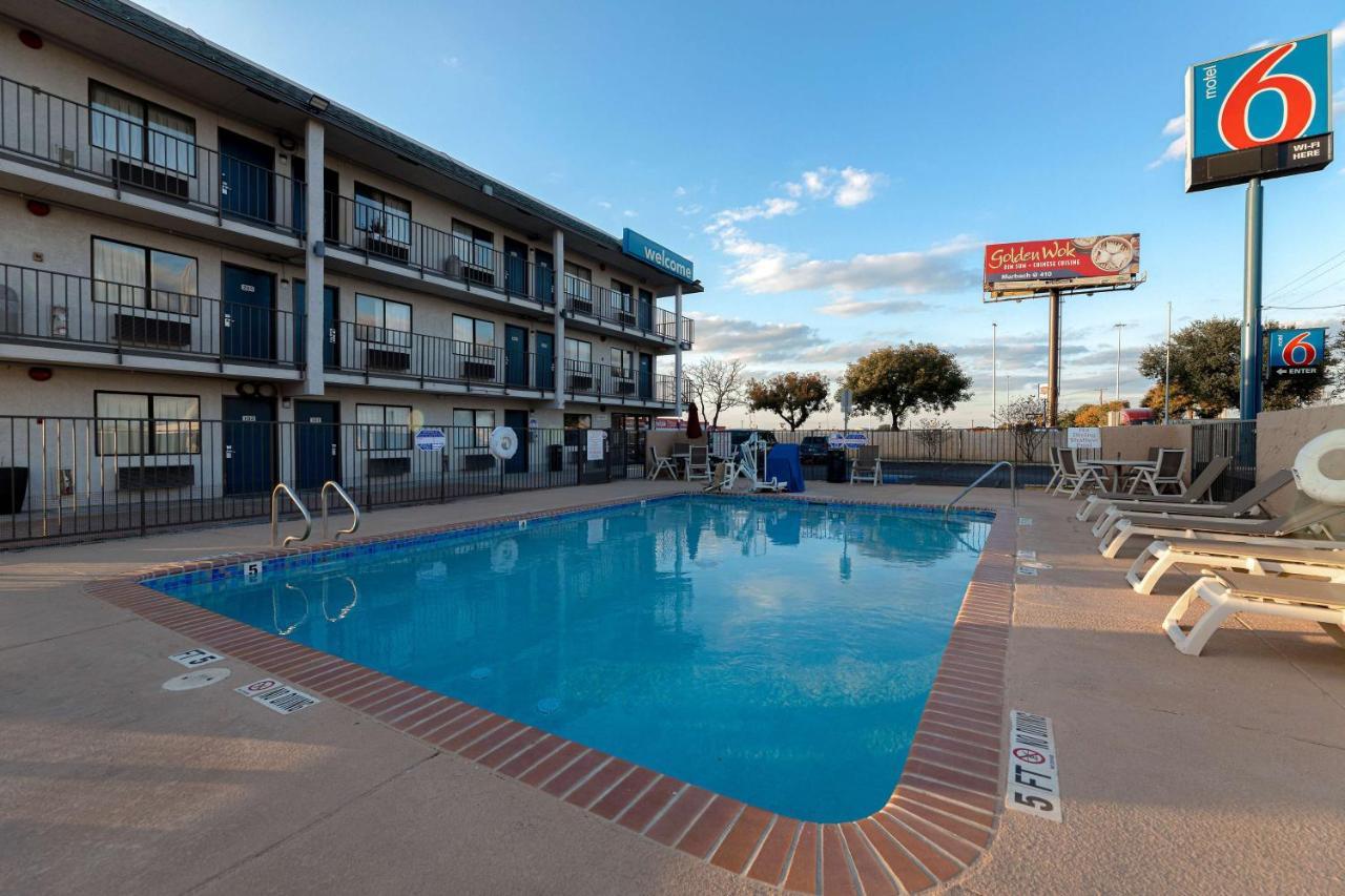 Motel 6-San Antonio, Tx - West Seaworld מראה חיצוני תמונה