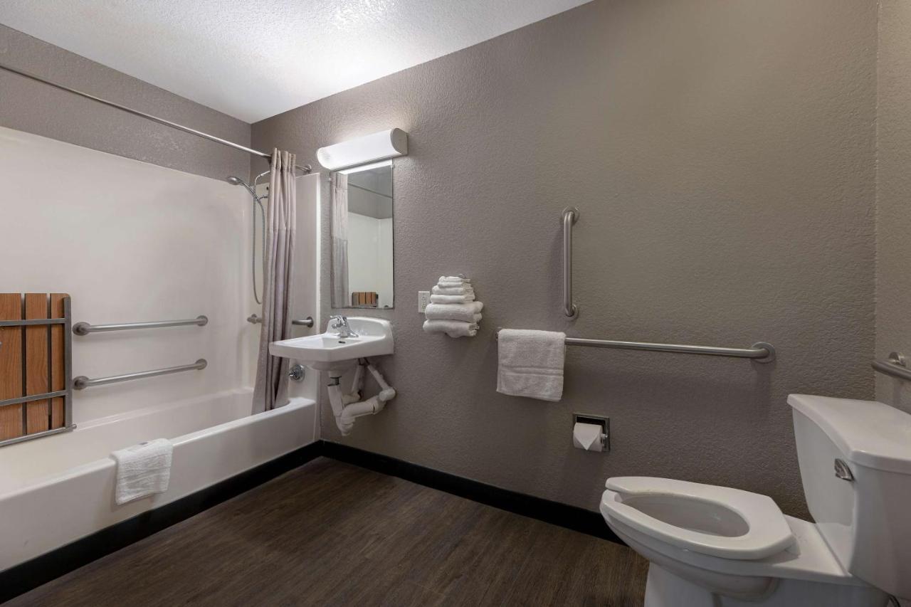 Motel 6-San Antonio, Tx - West Seaworld מראה חיצוני תמונה